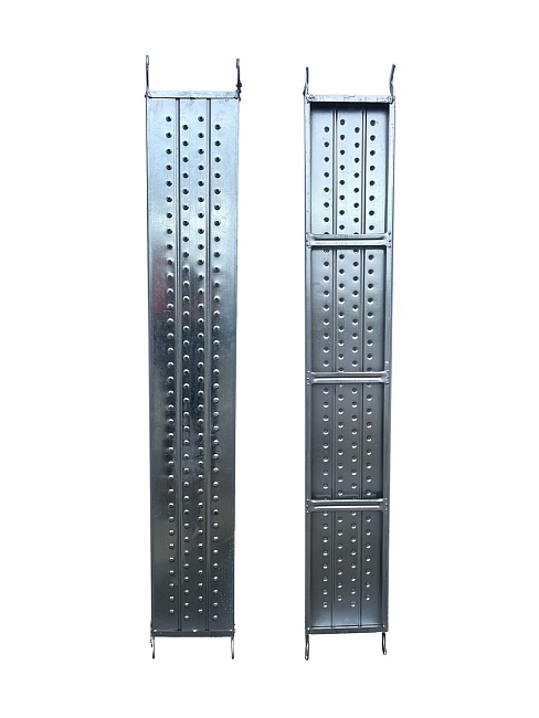 Настил перфорированный оцинкованный для строительных лесов 0,3х2,0 м фото 1